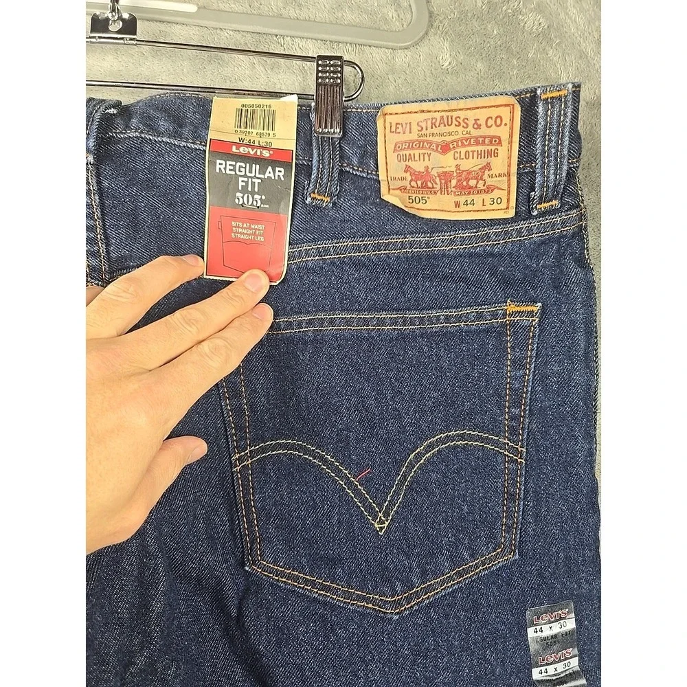 Levi's 505 Jeans Men's 44x30 Blue Denim‎ Straight Leg Workwear Durable NWT
